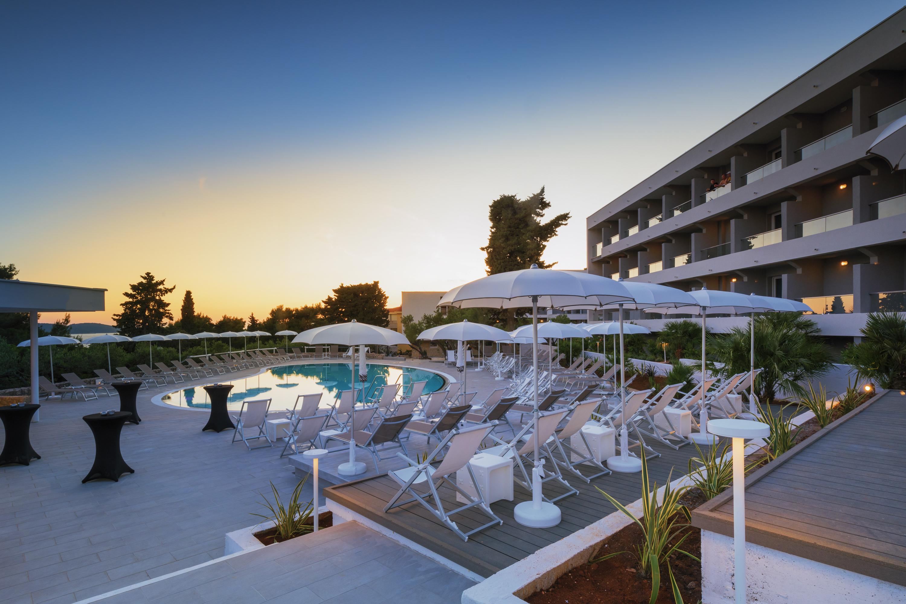 Pharos Hvar Bayhill Hotel 3*